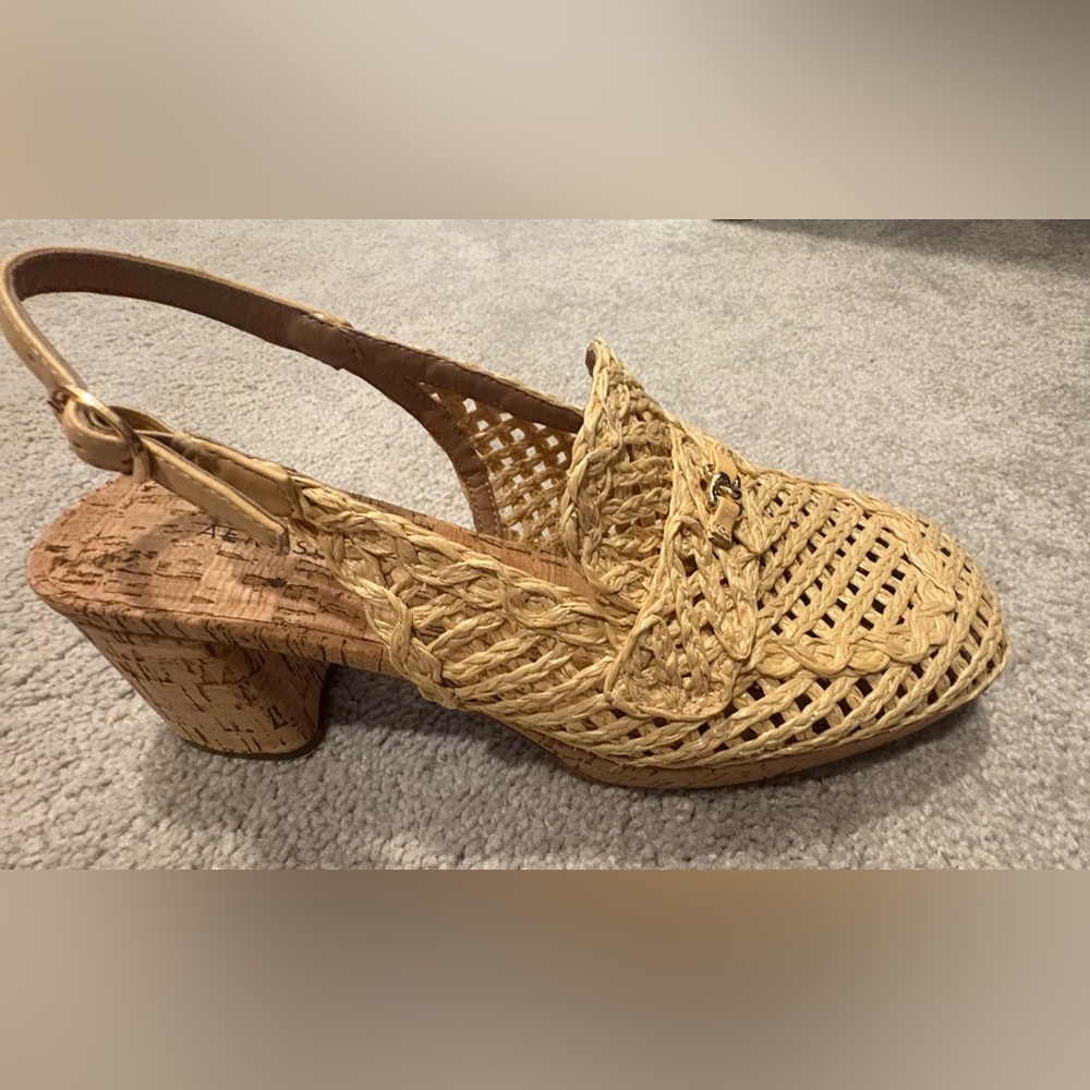 AEROSOLES Women's Comfortable Platform Slingback - Picture 2 of 6
